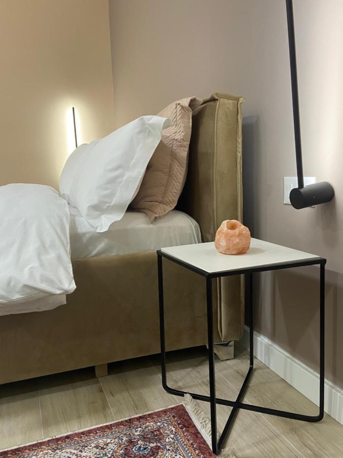 Smart Home , Lovely Apartment In 티라나 외부 사진